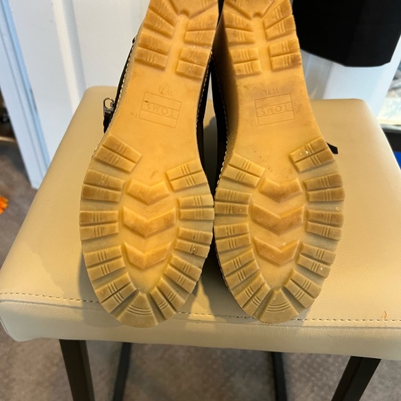 Tom’s ankle booties SZ 7.5 - Picture 3 of 5